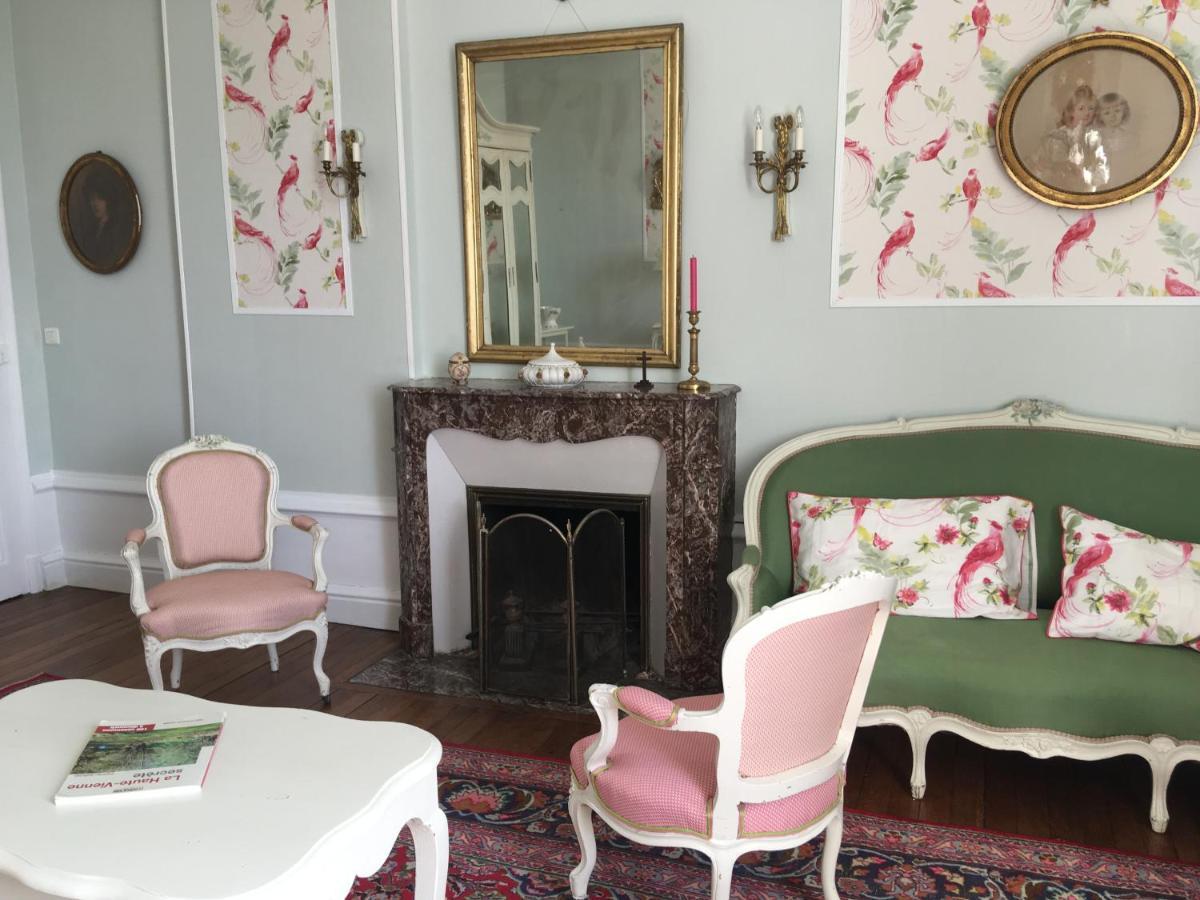 Chateau De La Chabroulie Isle エクステリア 写真