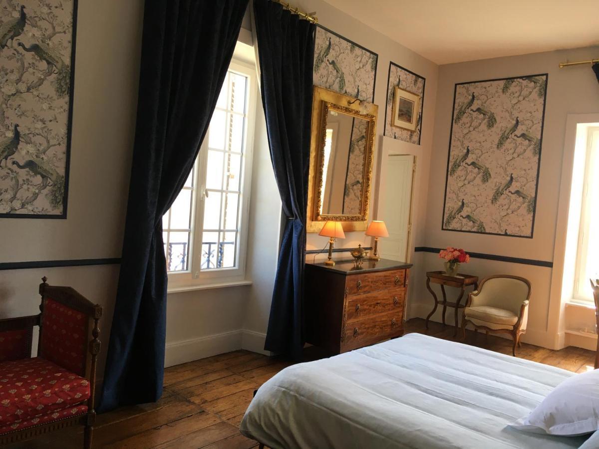 Chateau De La Chabroulie Isle エクステリア 写真