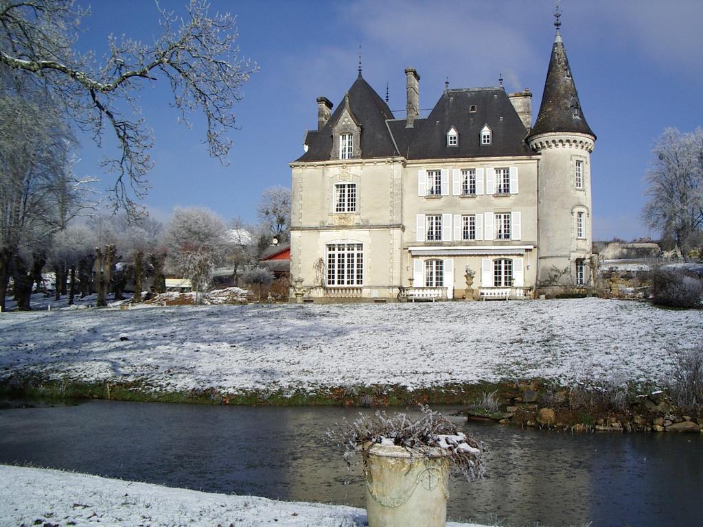 Isle Chateau De La Chabroulie Bed & Breakfast エクステリア 写真